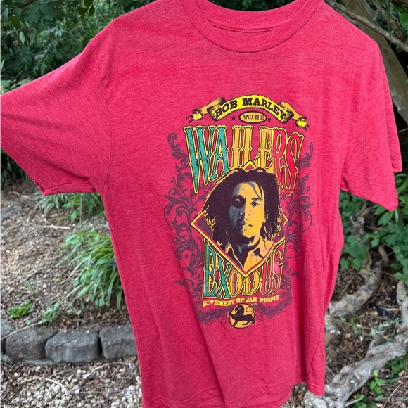 Bob Marley Red Graphic Tee - Picture 1 of 9